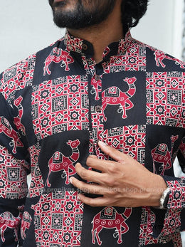 Ottagam - Pranikas Men Camel Print Long Cotton Kurta with Pockets